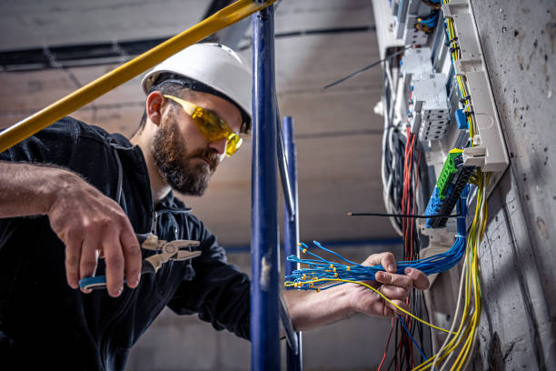 Best Electrical Contractors for Businesses  in Valparaiso, FL