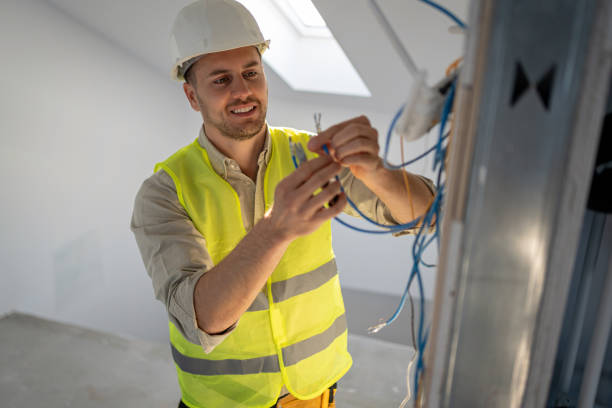 Best Electrical Outlet Repair  in Valparaiso, FL