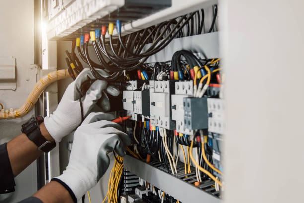 Best Electrical Outlet Repair  in Valparaiso, FL